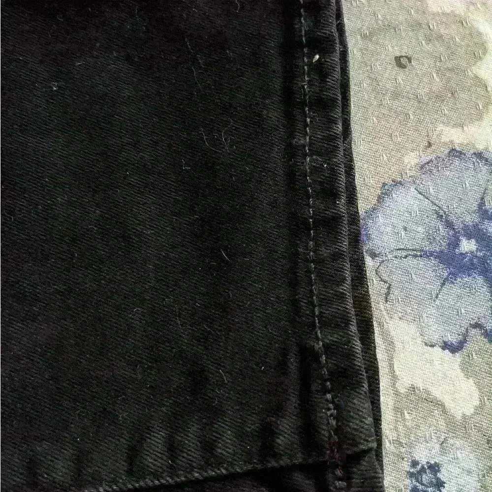 Men’s Lucky brand jeans, black 32 x 30 new condition with tags​​